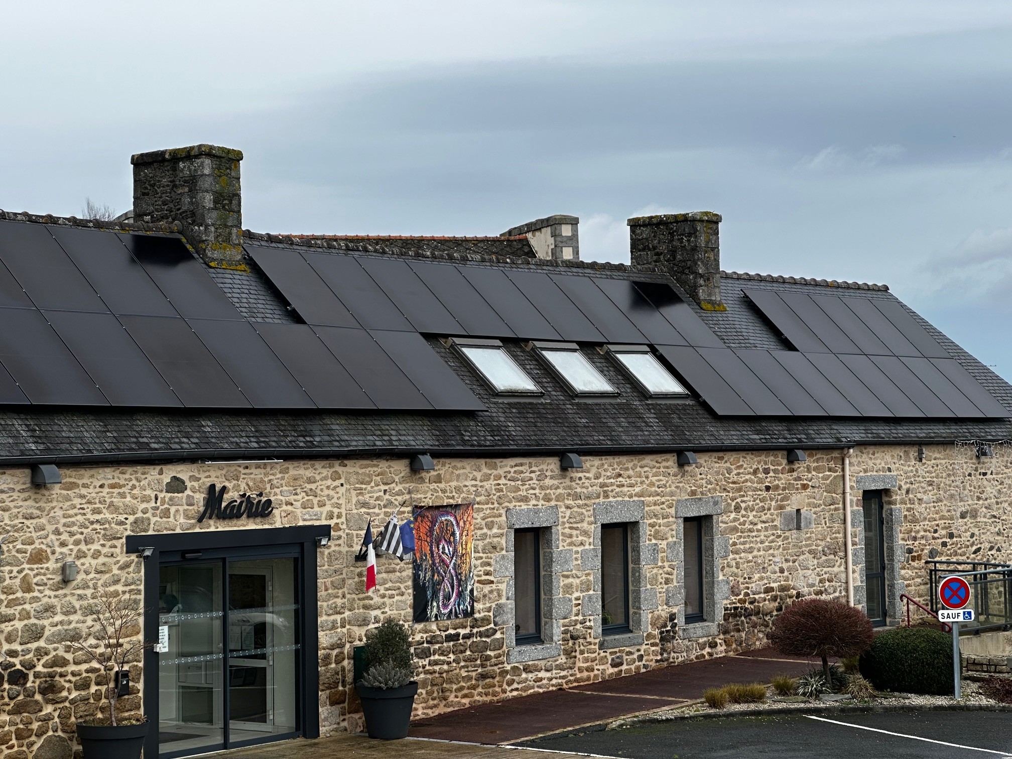 Installation solaire collecctivitée