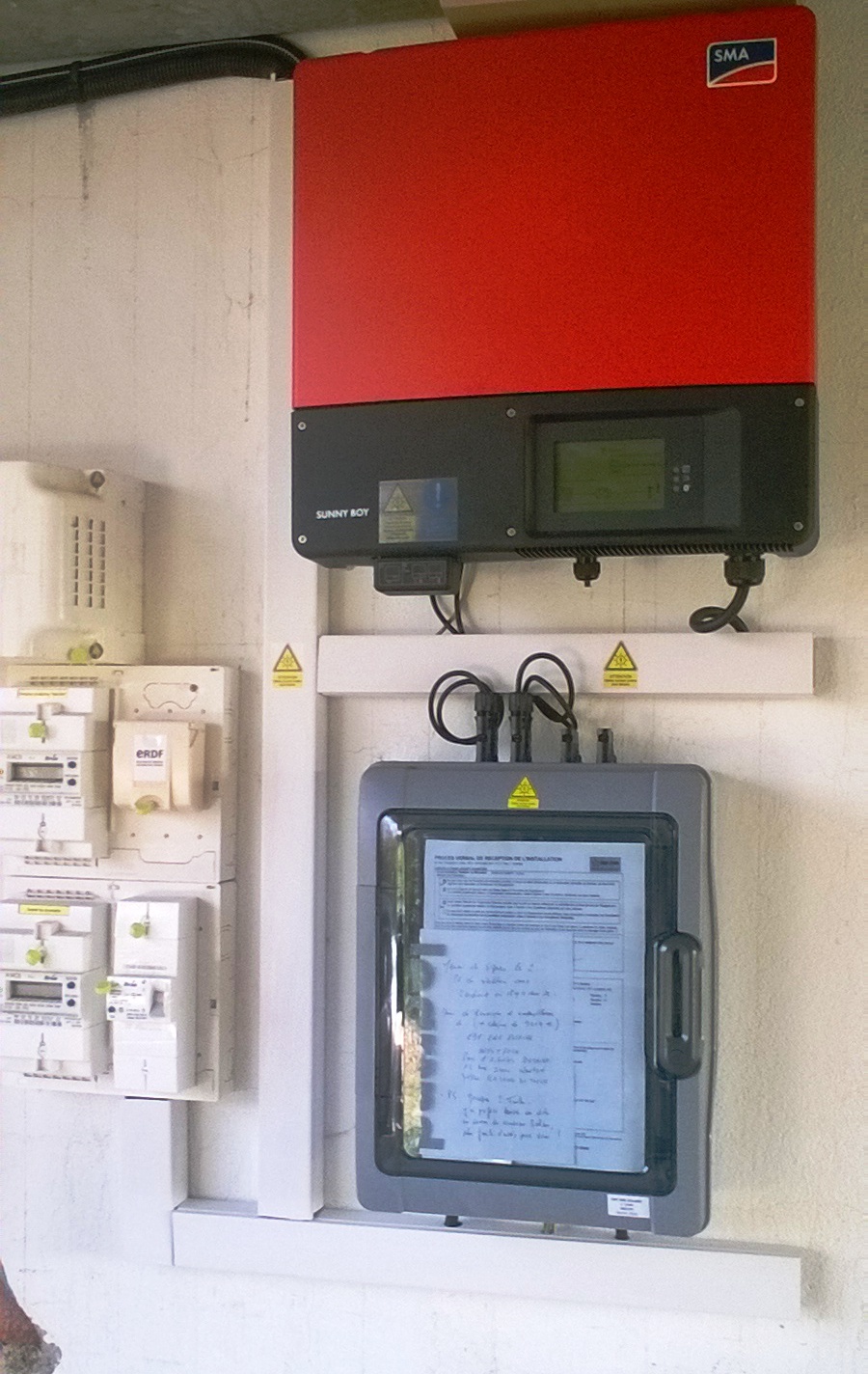 Installation Photovoltaïque 3 Kwc - Equipement Electrique Onduleur + Coffret protection