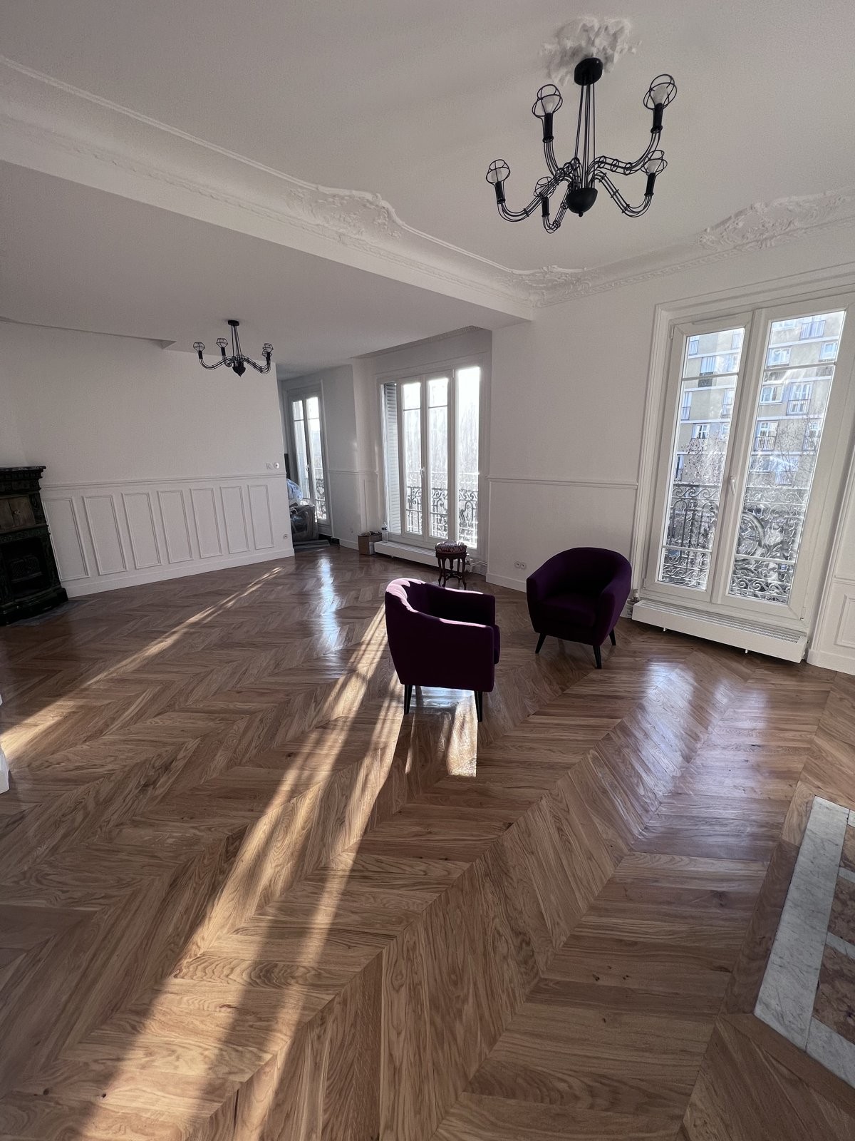 Rénovation complète d'un appartement à Paris (Shilat Batinova)