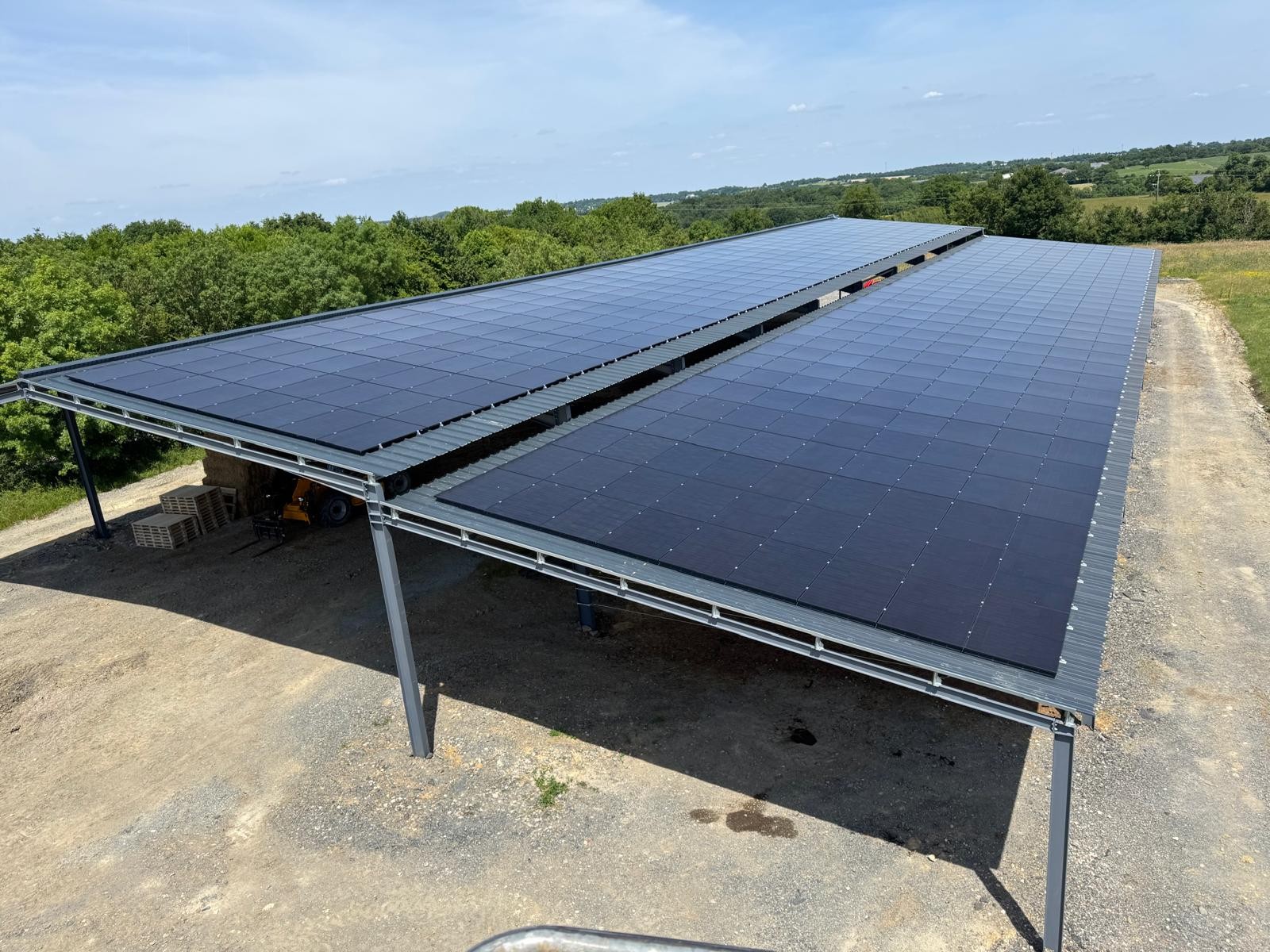 Installation de panneaux solaire à Beaucouzé, chantier 2025