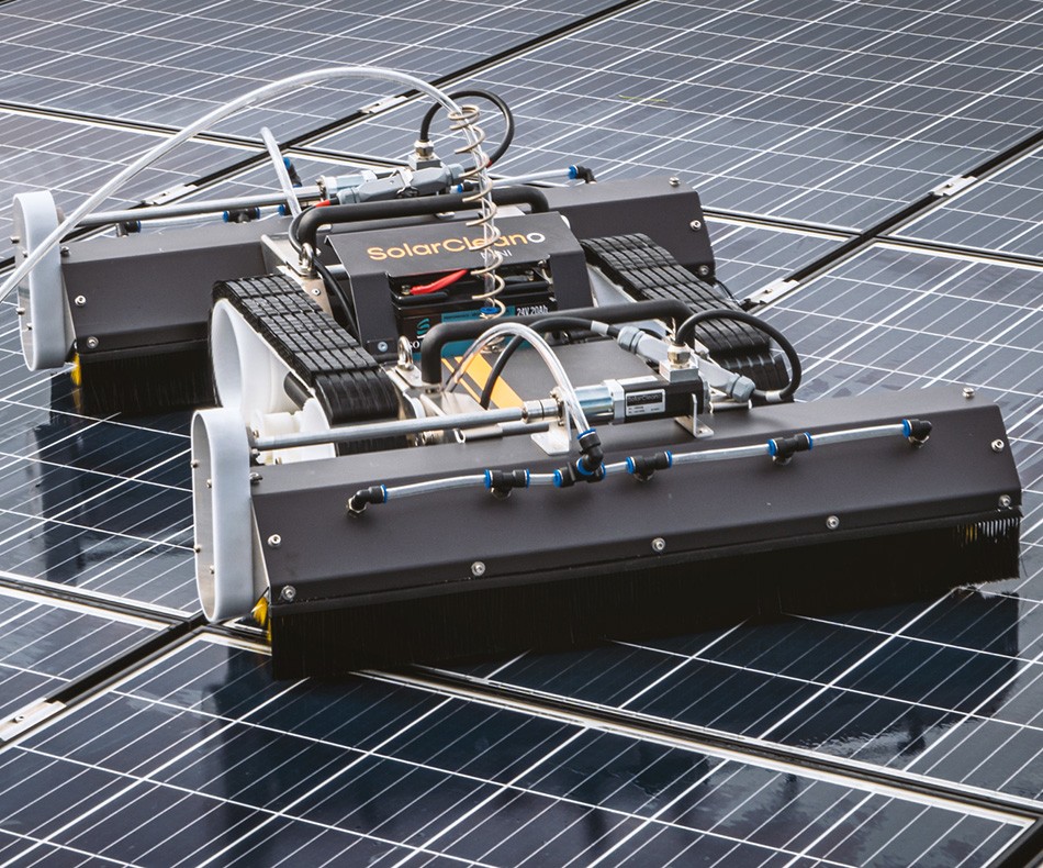 robot de nettoyage des panneaux solaires